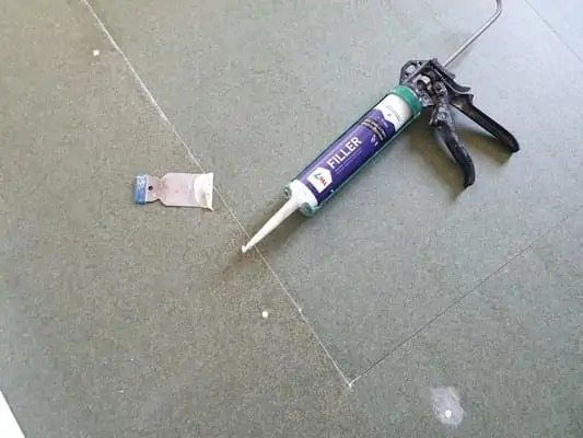Staenisrooster circulaire vloeropbouw in slaapkamer